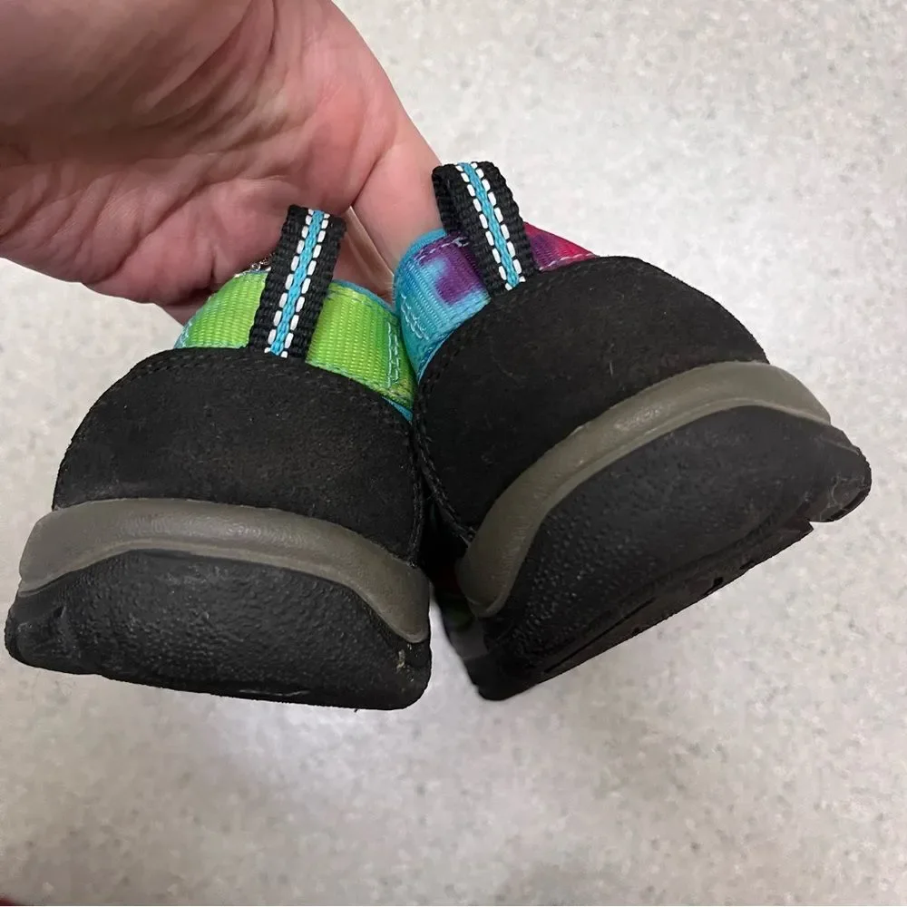 KEEN OUTDOOR Newport H2 Sandals Rainbow Tie Dye Big Kids 5 Unisex